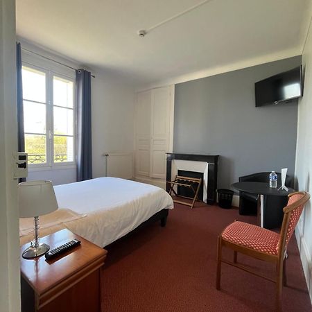 Hostellerie Le Griffon Blerancourt Exterior photo